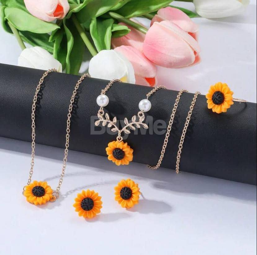 JEWELLERY SET FLORAL DESIGN
