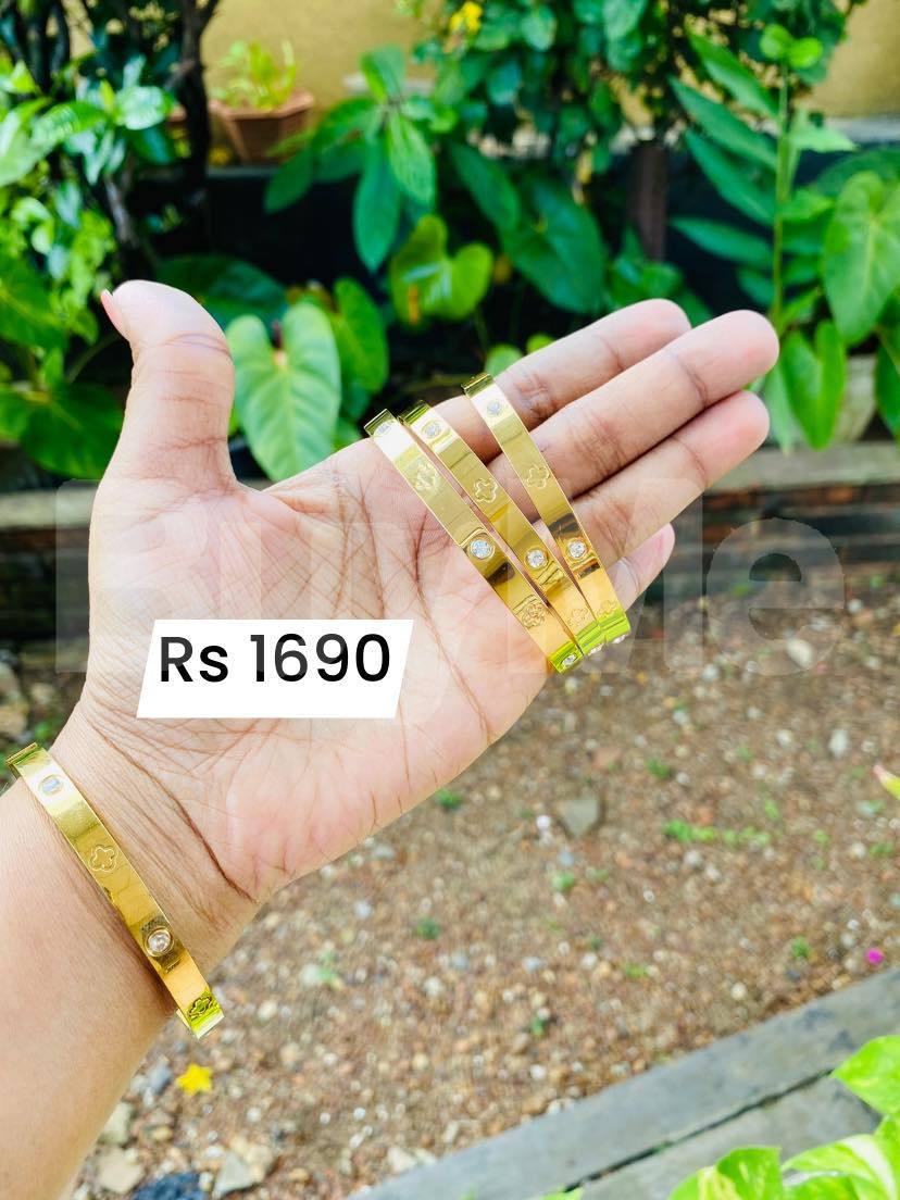 BANGLE