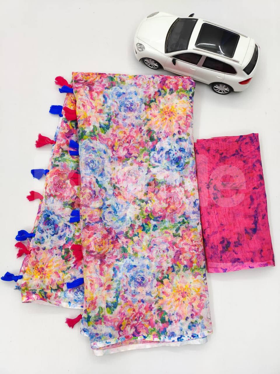 LINEN SAREE WITH DIGITAL PRINT