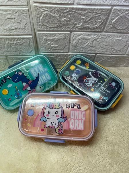 LUNCH BOX