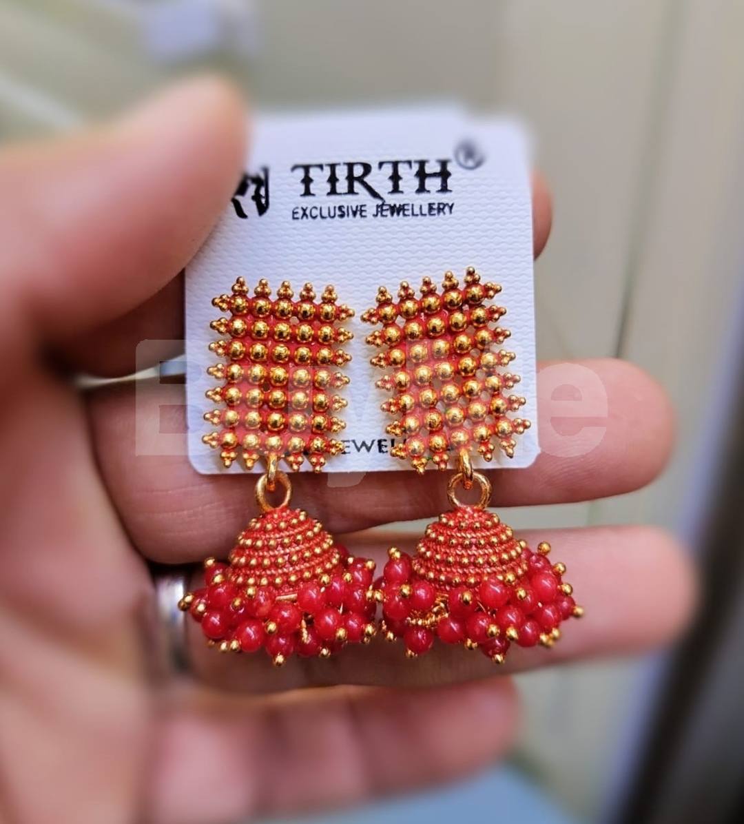 SQUARE SHAPED JUMKI EARRINGS - RED