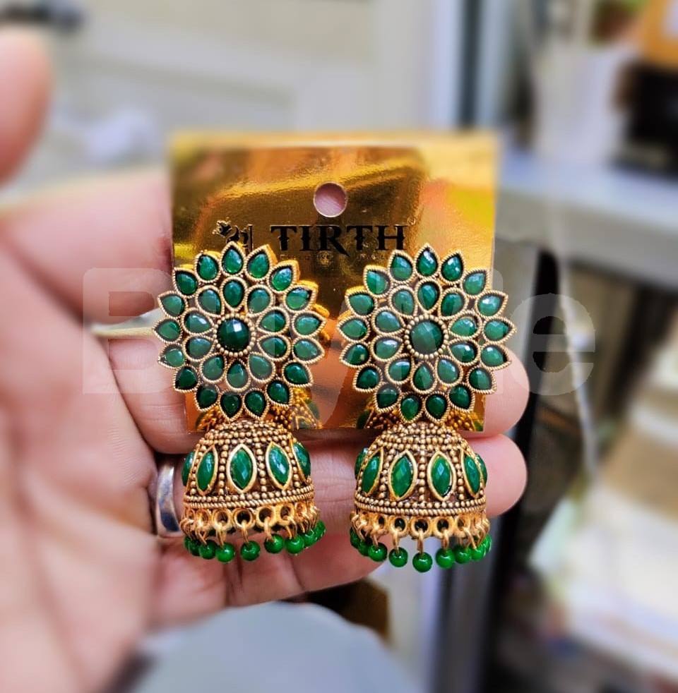FLORAL JUMKI EARRINGS - GREEN
