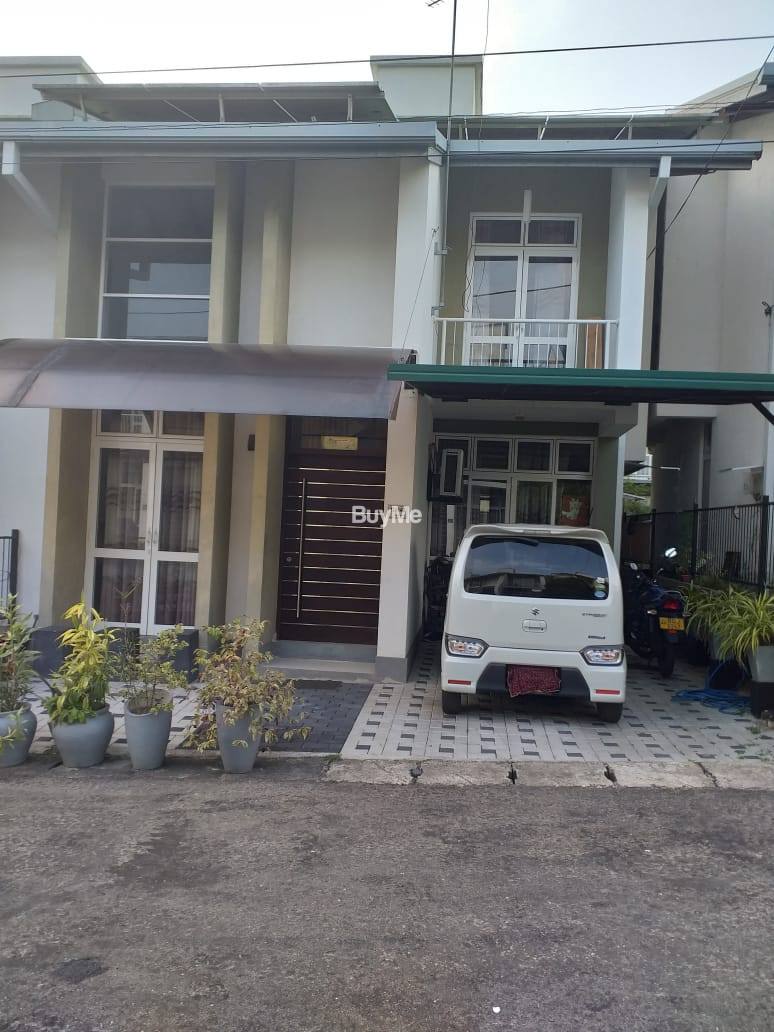 2 STORY HOUSE FOR SALE WITH FURNITURE IN PRIME LIFE MANKADA ROAD KADAWATTA