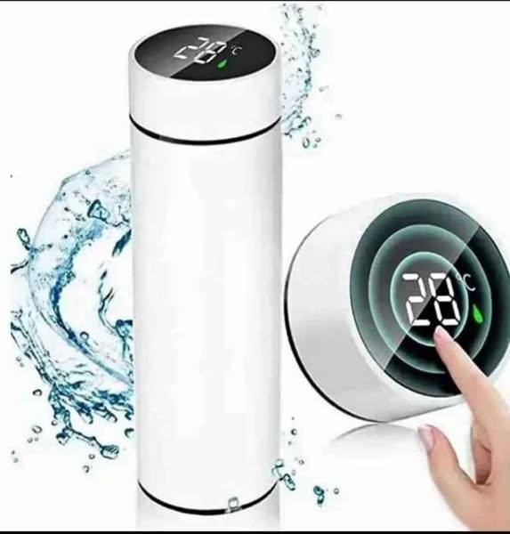 DIGITAL VACCUM FLASK - WHITE