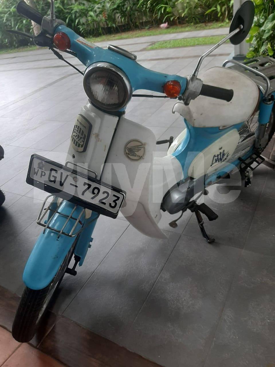 HONDA C50 1999