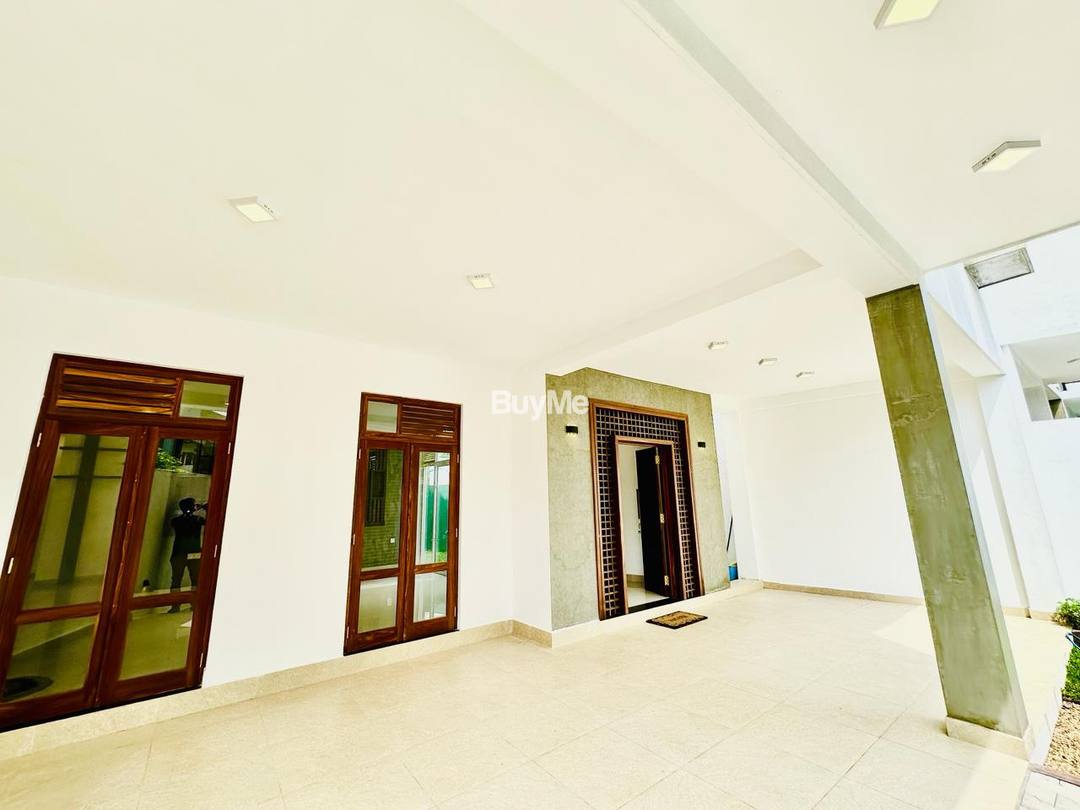 Newly Built Luxury 2 story house for sale Thalawathugoda (S223)