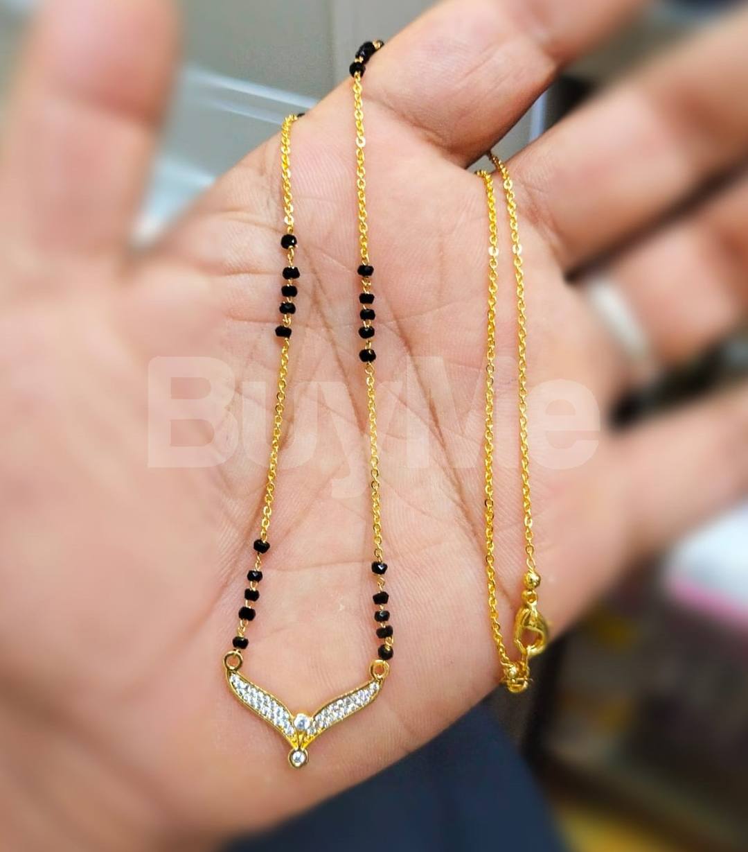DAZZLING PREMIUM QUALITY CHAIN
