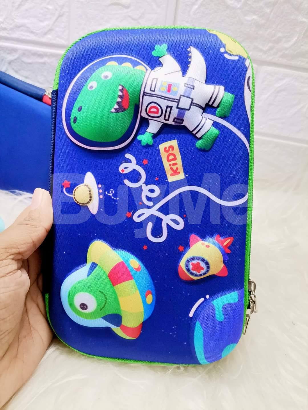 SPACE DESIGN 3D POUCH