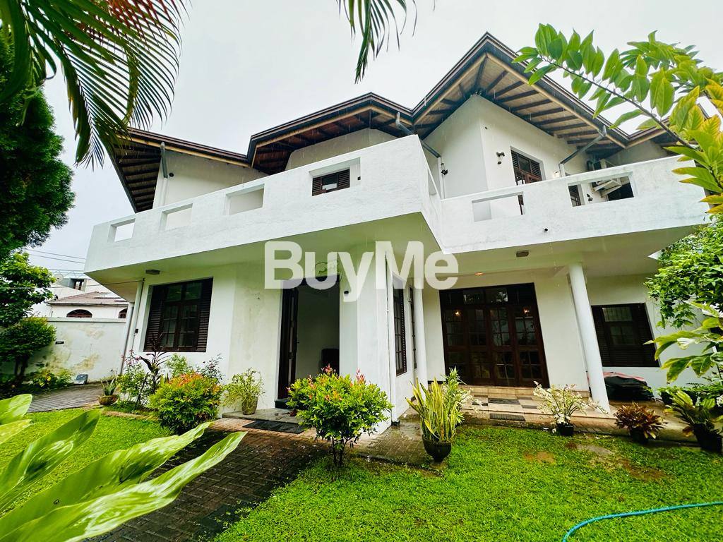 Super Luxury House for Sale in Thalawathugoda (S102)
