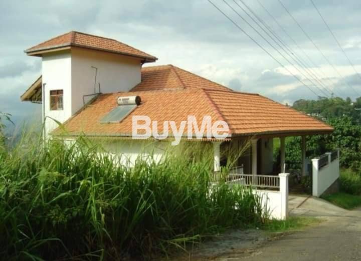 LUXURY HOUSE AVAILABLE FOR SALE IN KANDY - HANTHANA