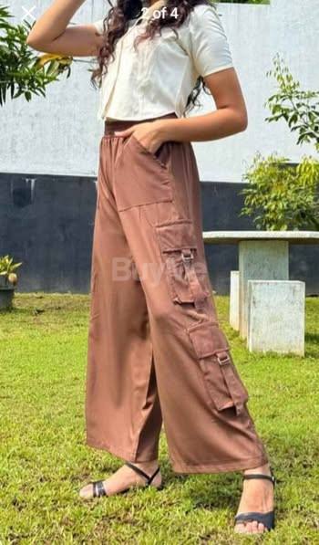 CARGO PANT DOUBLE POCKET LADIES DESIGN
