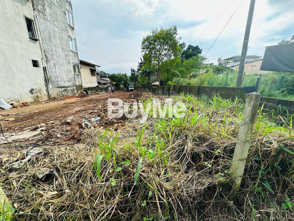 BARE LAND FOR SALE IN BATTARAMULLA ROBERT GUNAWARDHANA ROAD - (S137)