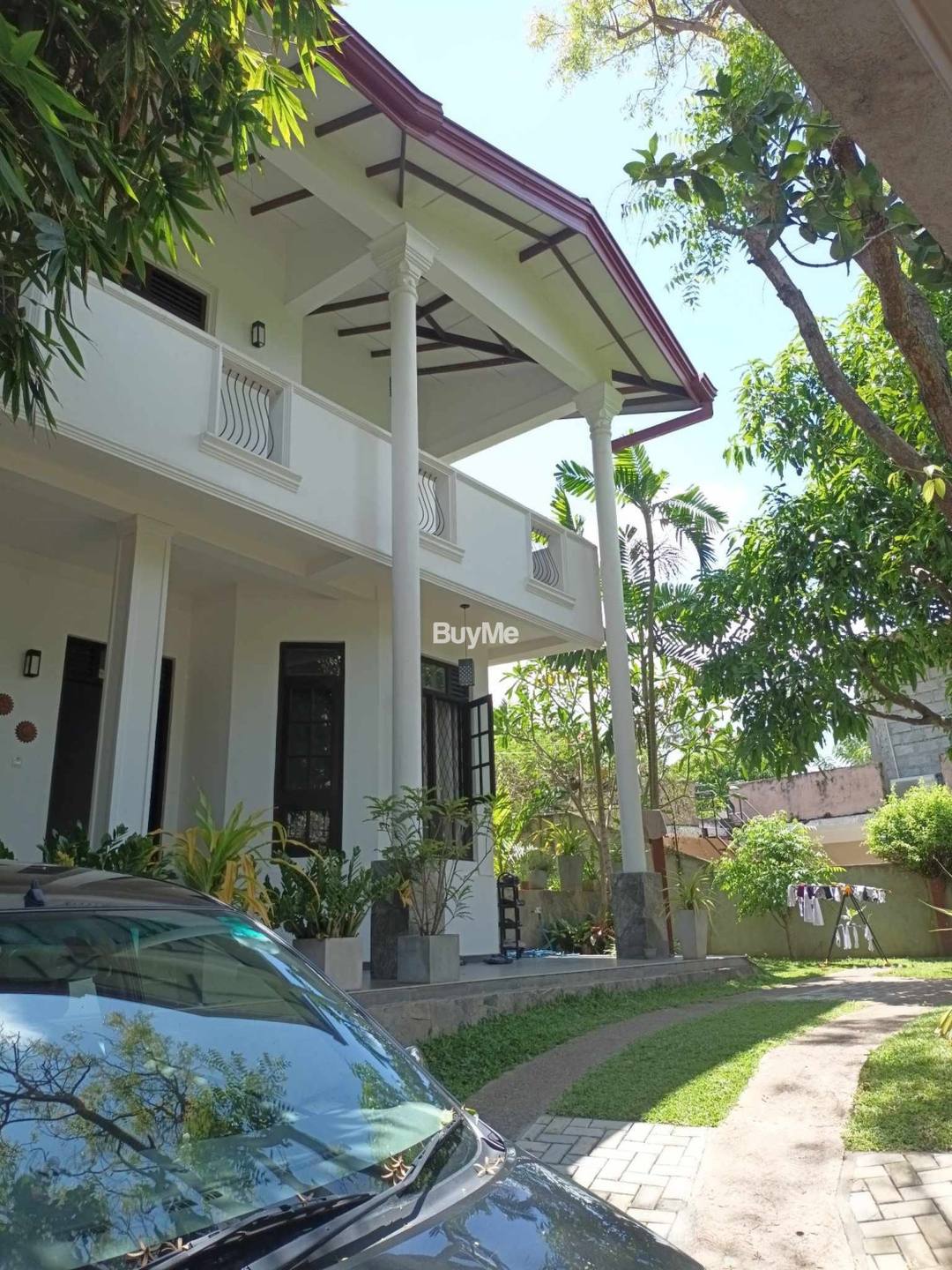 LUXURY HOUSE AVAILABLE FOR SALE IN KANDY, GURUDENIYA
