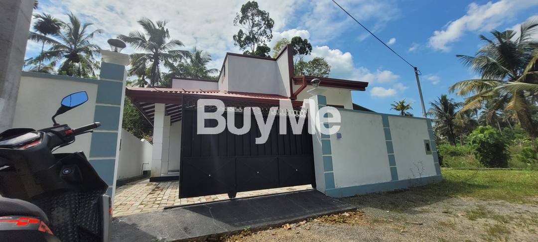 FULLY EQUIPPED MODERN NEW HOUSE FOR SALE IN HOMAGAMA HALBARAWA WATARAEKA
