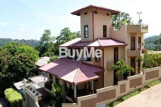 LUXURY HOUSE AVAILABLE FOR SALE IN KANDY, HERASSAGALA