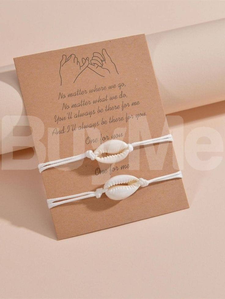 SHELL BRACELET