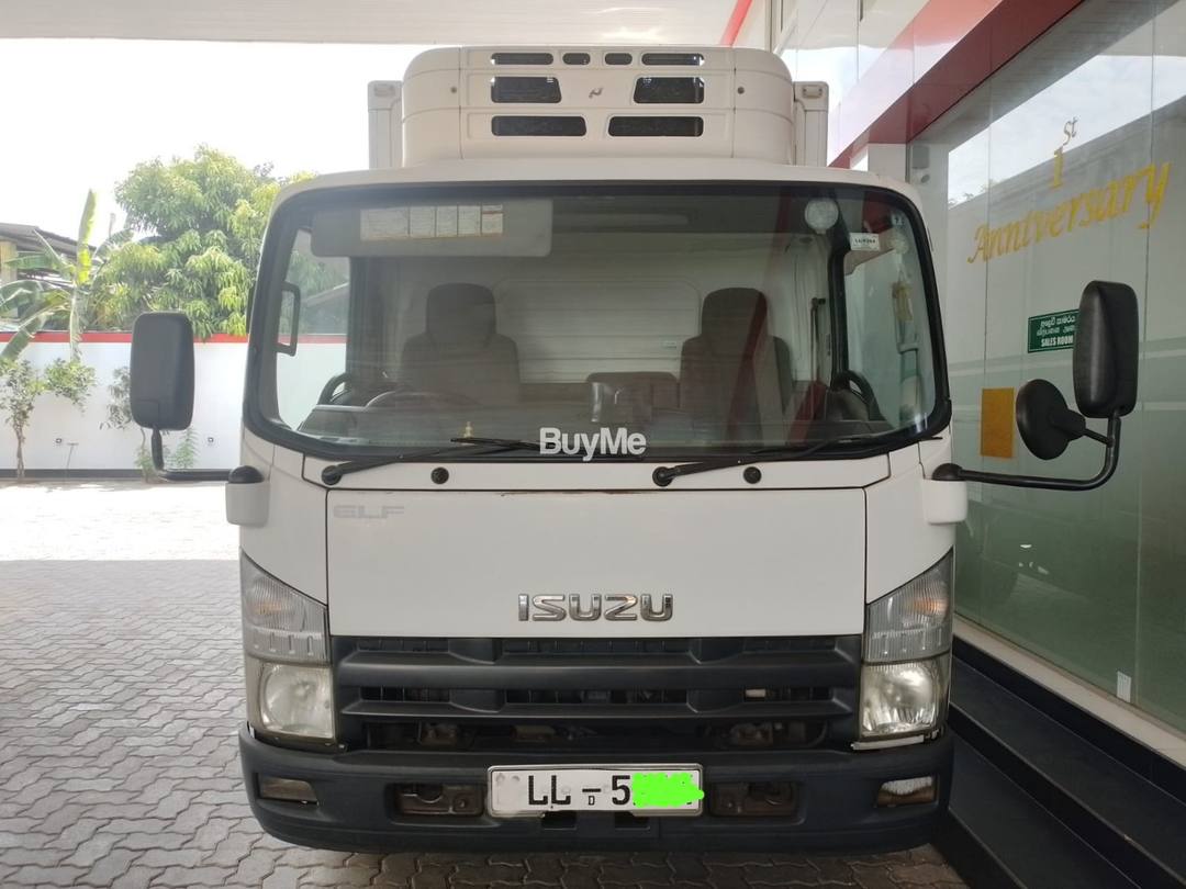 ISUZU ELF FREEZER TRUCK - NRP 85 - 2011