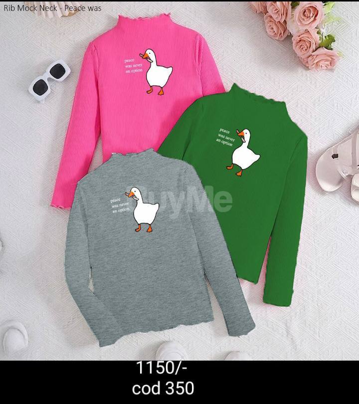 RIB MOCK NECK DESIGN