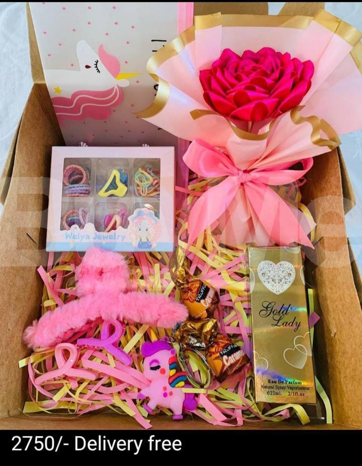 GIFT PACK