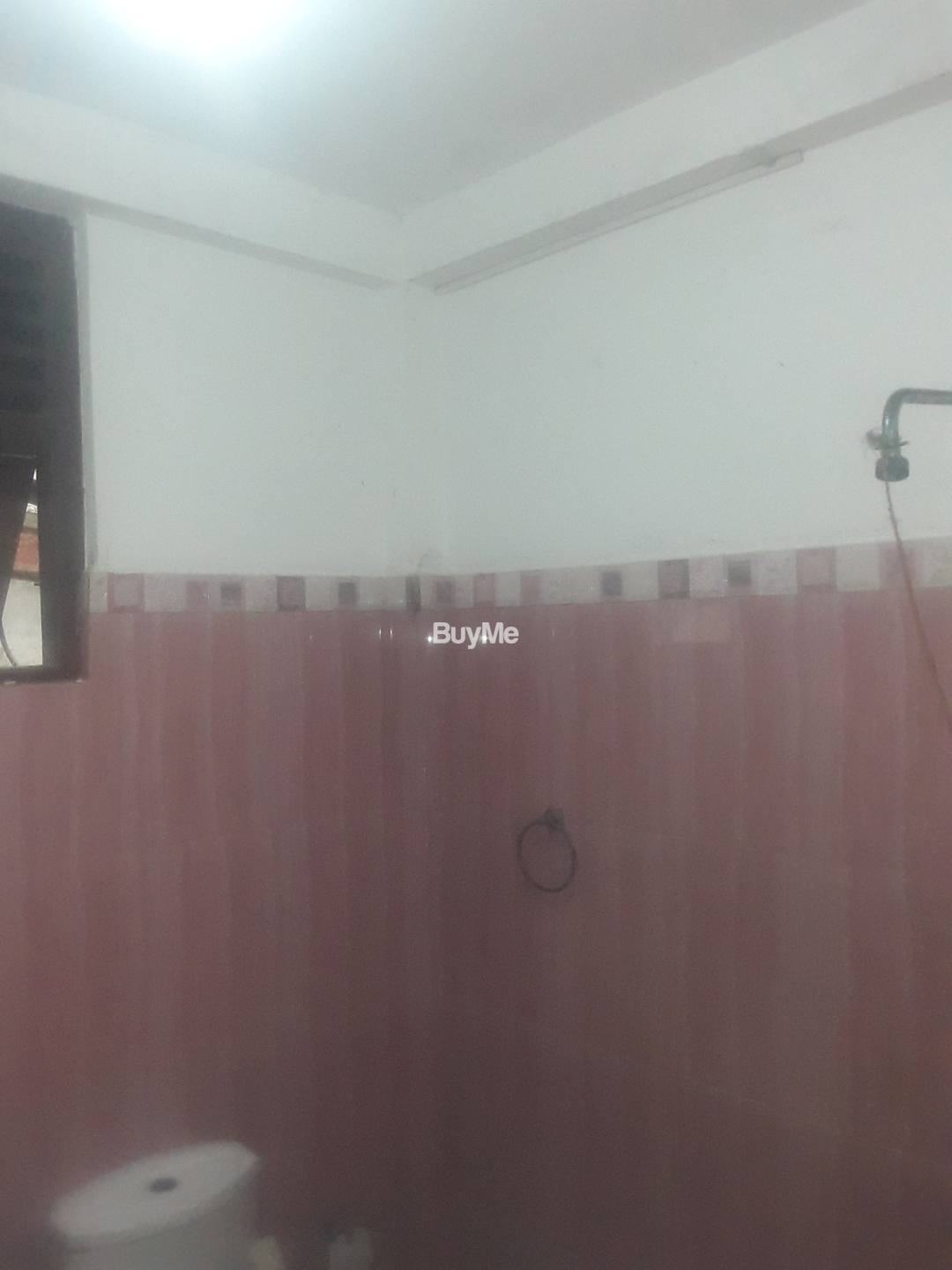 ONE ROOM SPACE FOR RENT