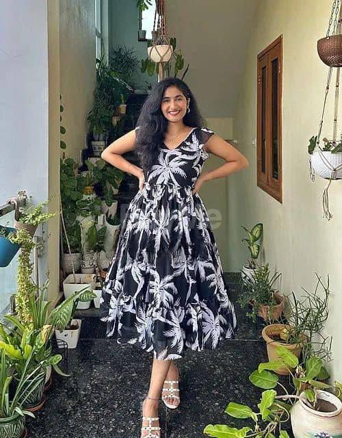 LADIES FROCK