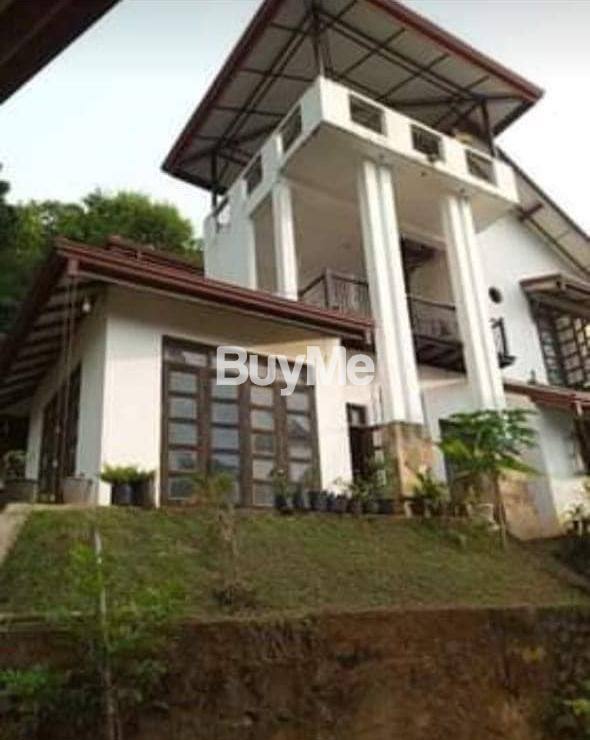 INCOMPLETE LUXURY HOUSE FOR SALE IN KURUNEGALA KANDY ROAD