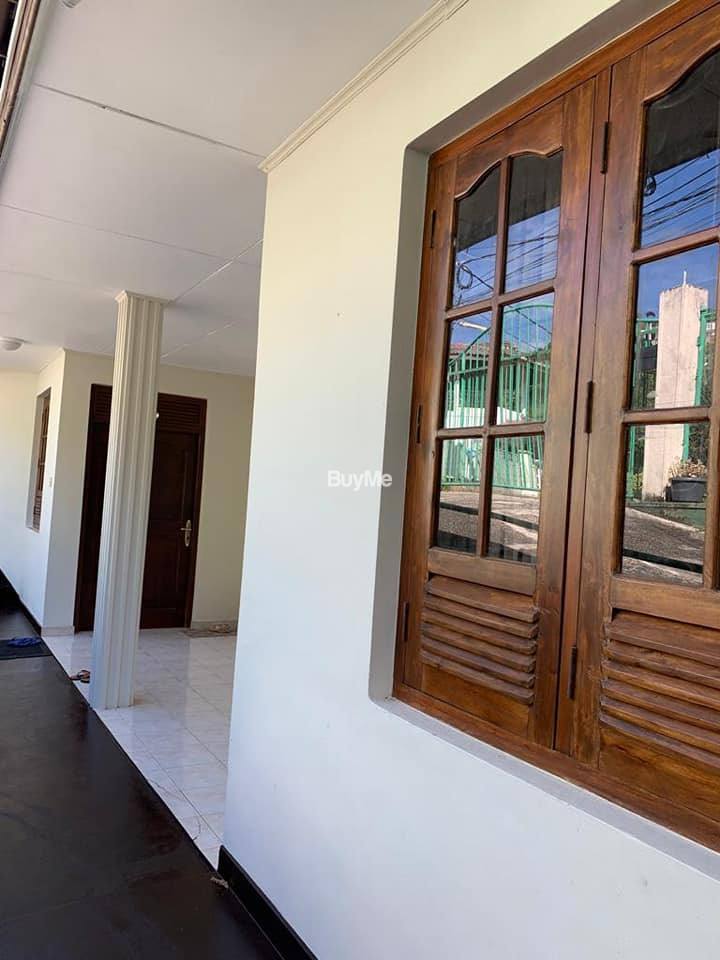 LUXURY HOUSE FOR SALE IN ANIWATTA - KANDY
