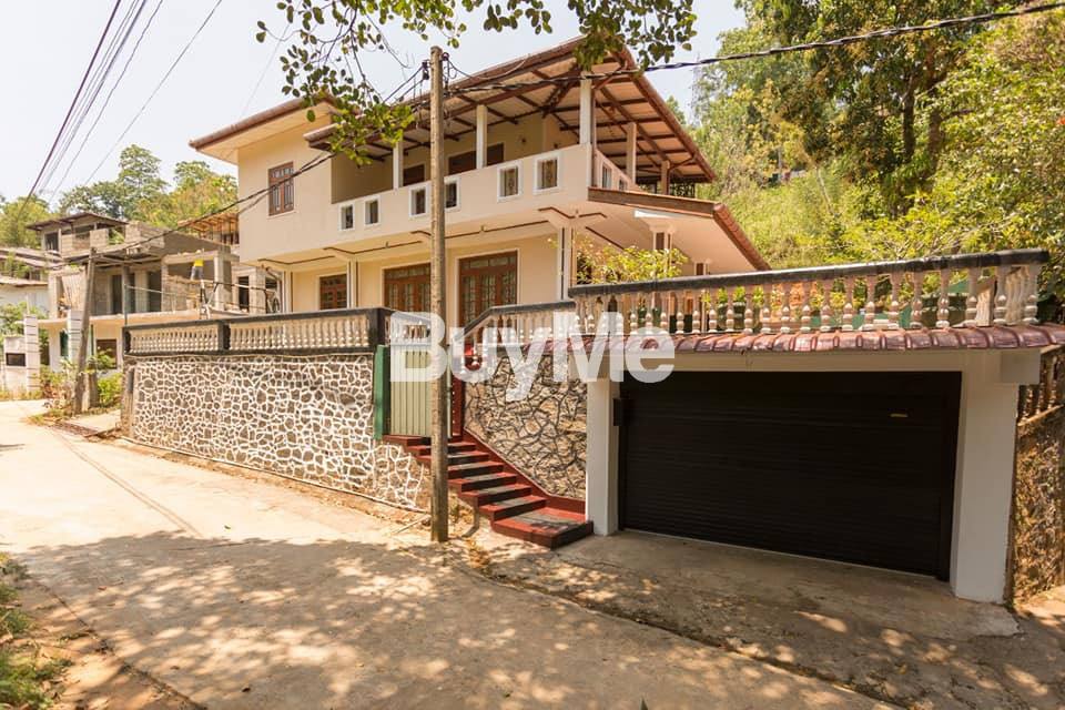 HOUSE FOR SALE IN PERADENIYA - KANDY