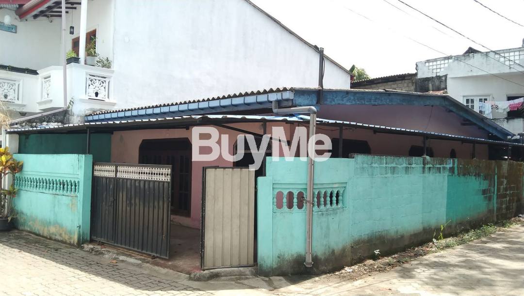 HOUSE FOR SALE IN WELLAMPITIYA BRANDIYAWATTA