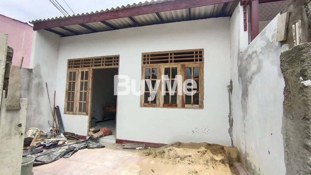 HOUSE FOR SALE IN WELLAMPITIYA WENNAWATTA