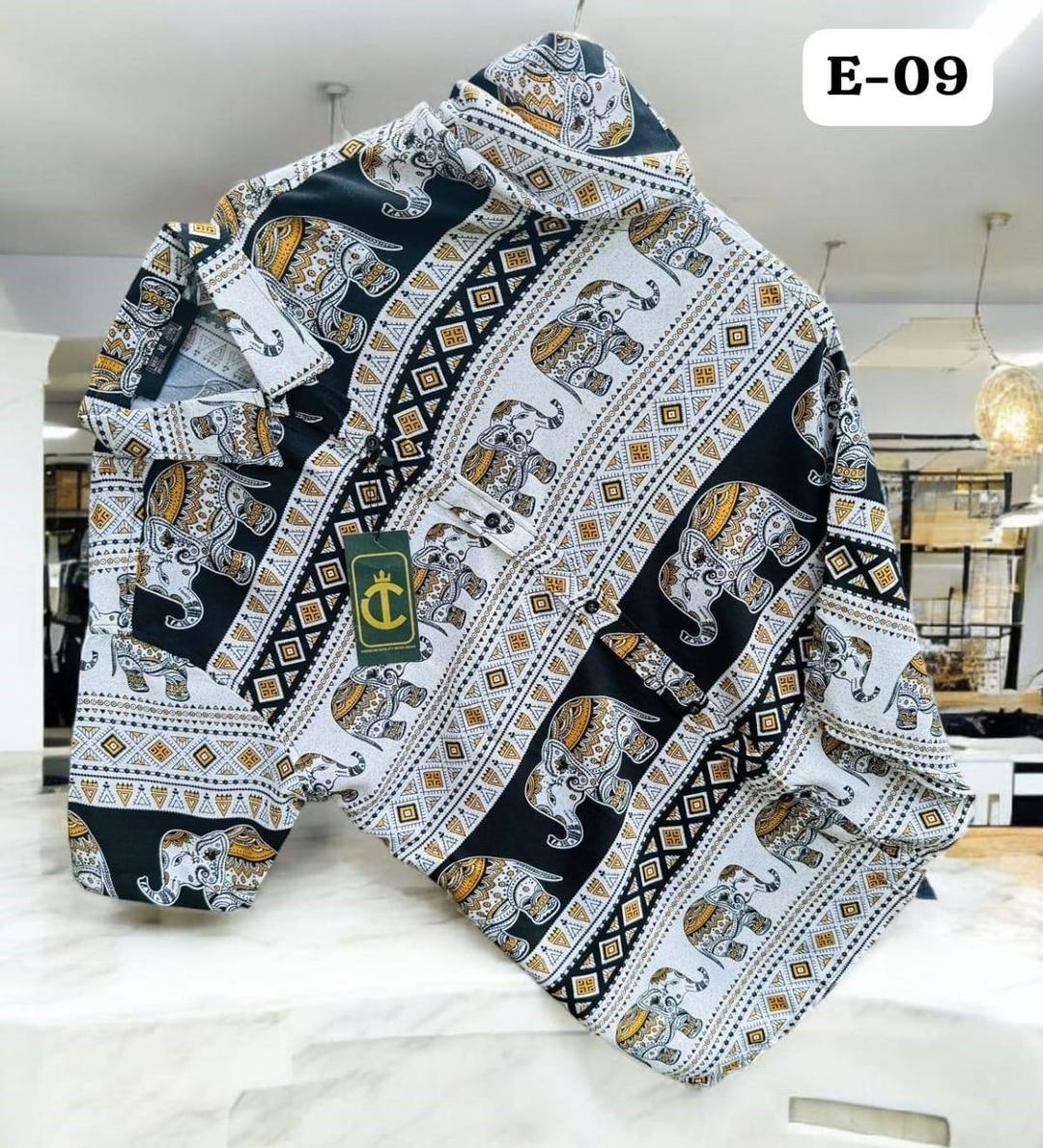 THE ELEPHANT PRINTED HAWAIIAN SHIRT - BLACK & WHITE