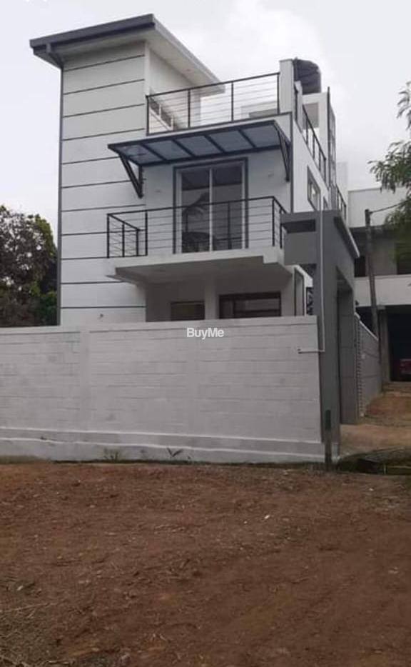 HOUSE FOR SALE NEAR RMV WERAHERA