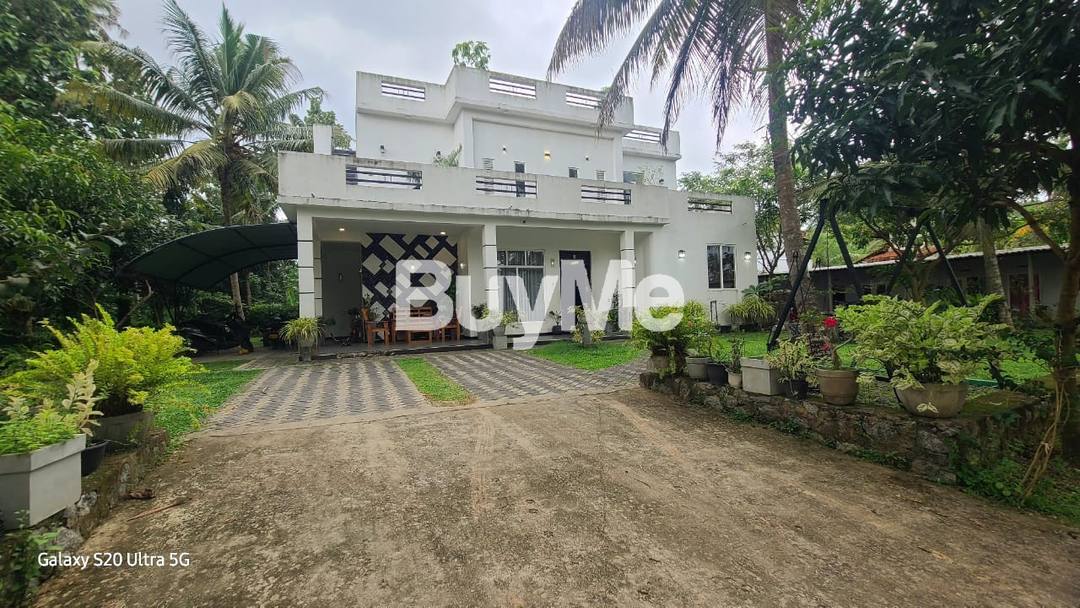 HOUSE FOR SALE IN KATUNAYAKE - නව නිවස ඉක්මනින් විකිණීමට ඇත
