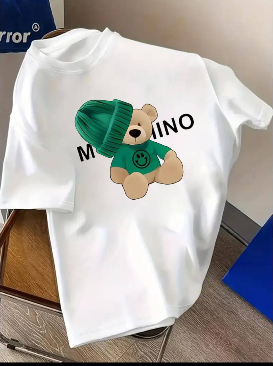 WHITE TEE WITH TEDDY BEAR PRINT