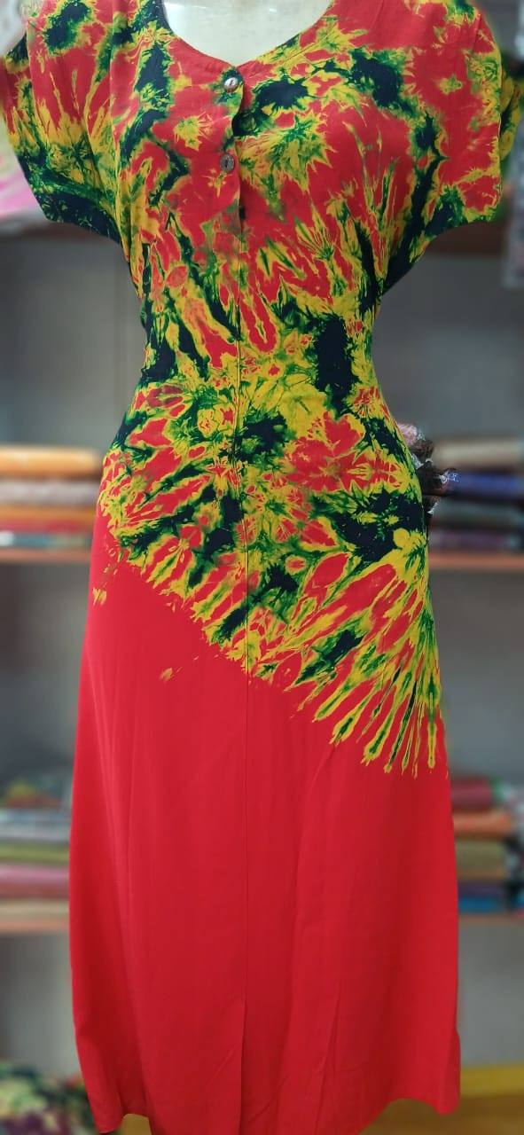 COMFORTABLE BISCO'S GOWN