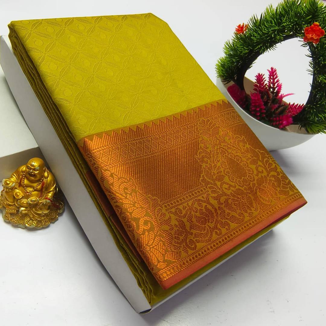 SOFT PATTU SAREE WITH CONTRAST BLOUSE AVAILABLE