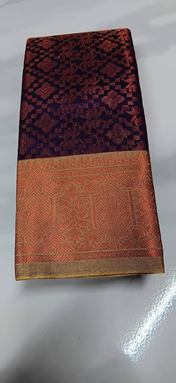 PATTU SAREE WITH CONTRAST BLOUSE FOR SALE