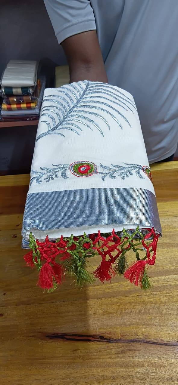 KERALA SAREE RUNNING BLOUSE AVAILABLE