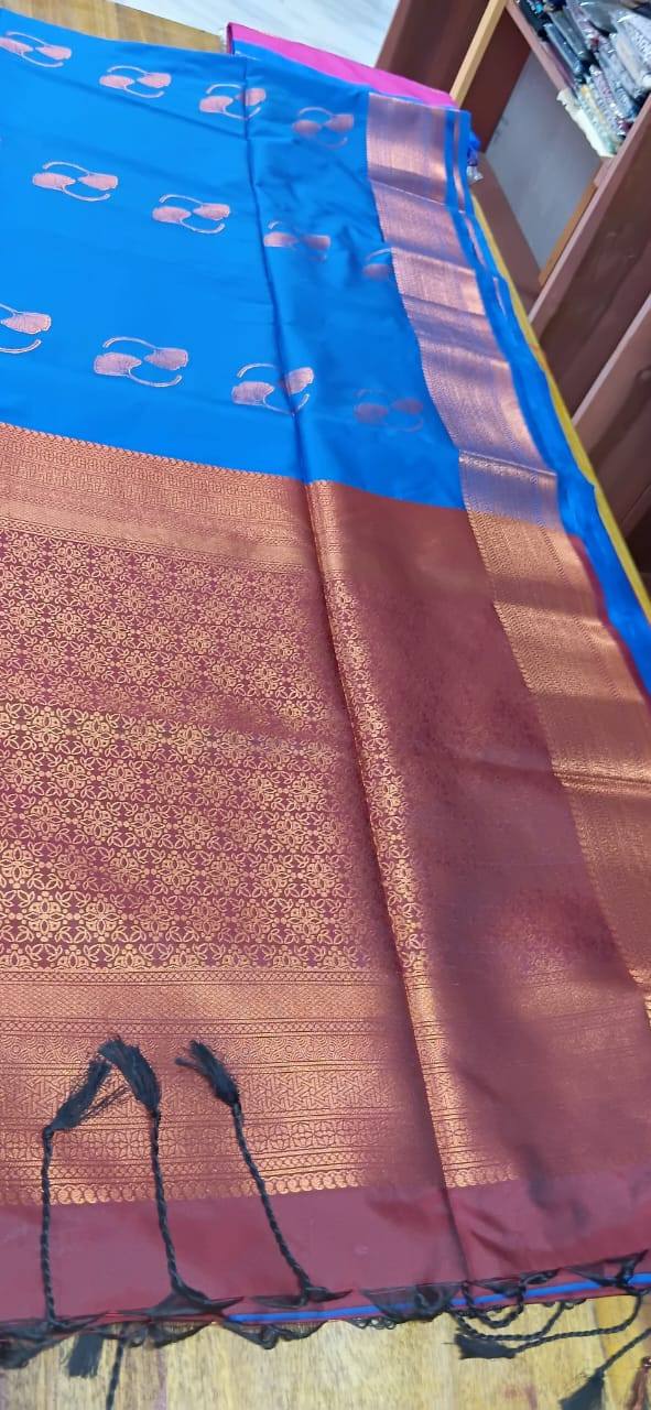 SOFT SILK SAREE CONTRAST BLOUSE