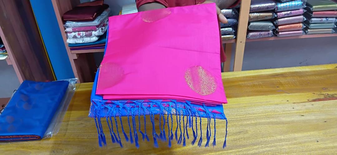 SOFT SILK SAREE CONTRAST BLOUSE AVAILABLE
