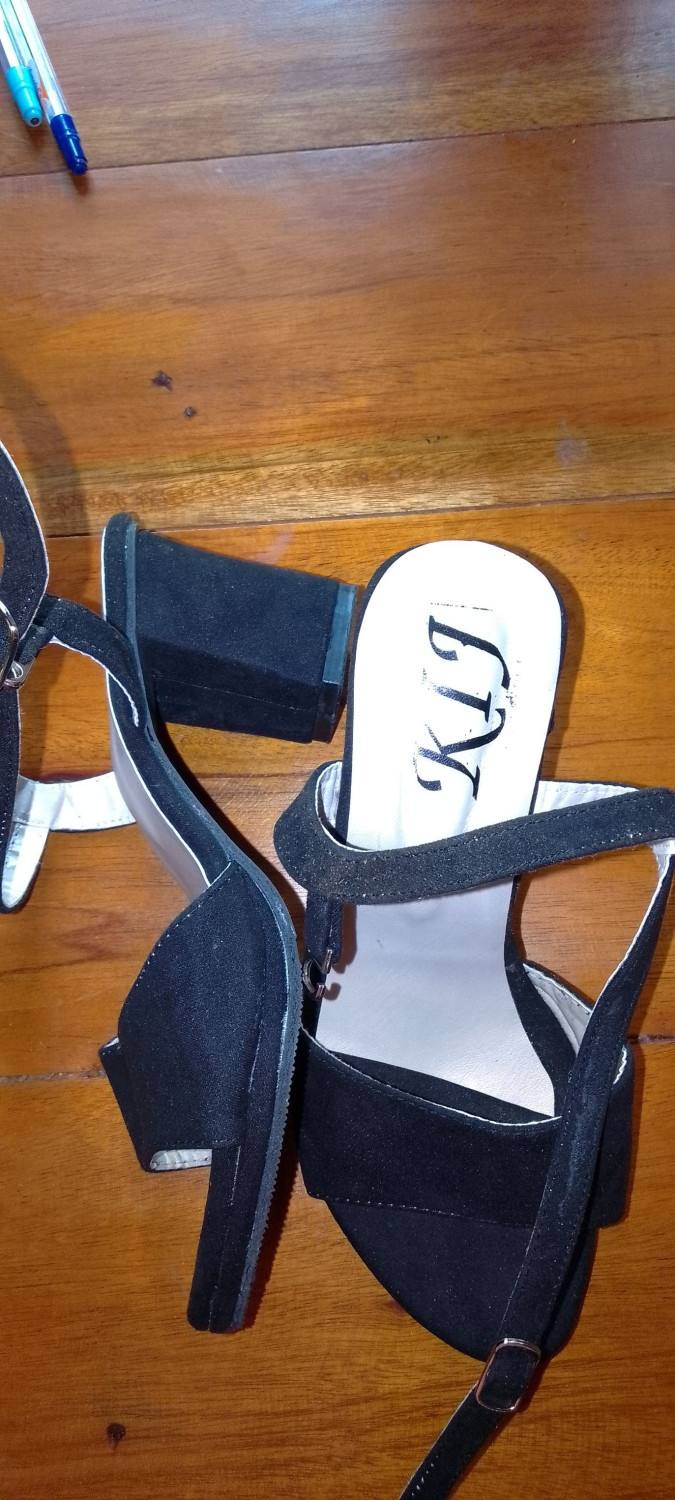 BLACK HEELS SET