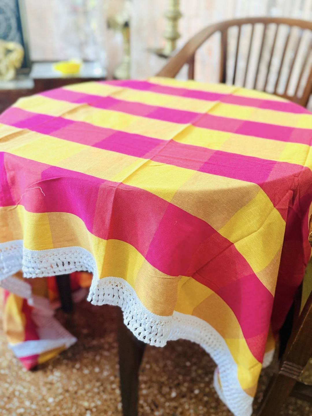 TABLE CLOTH