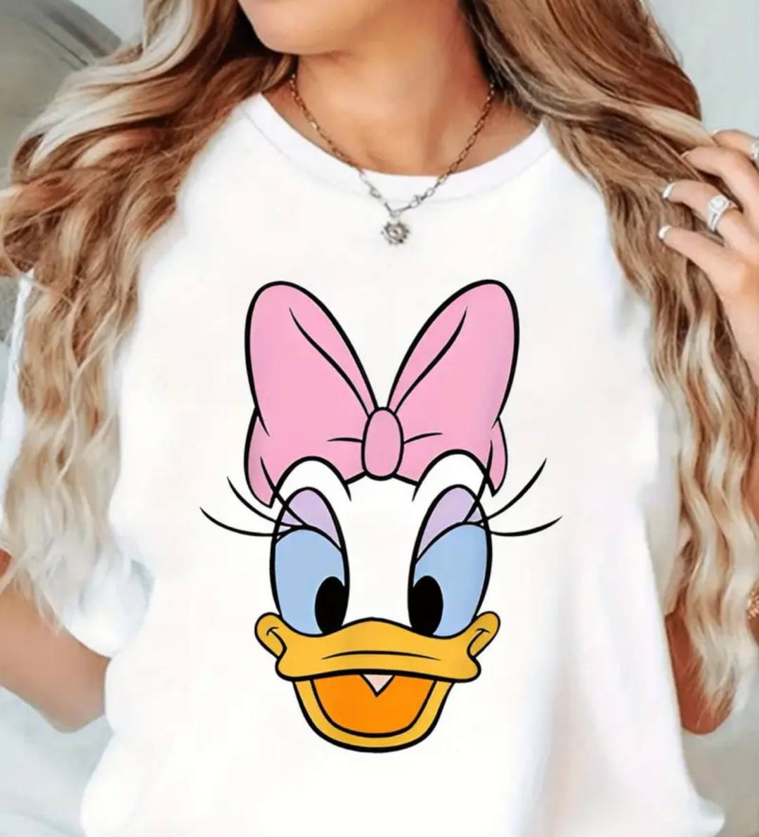 TRENDY GIRLS’ T-SHIRT
