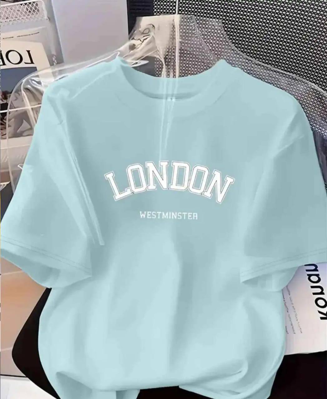 LIGHT BLUE TEE WITH 'LONDON WESTMINSTER' PRINT