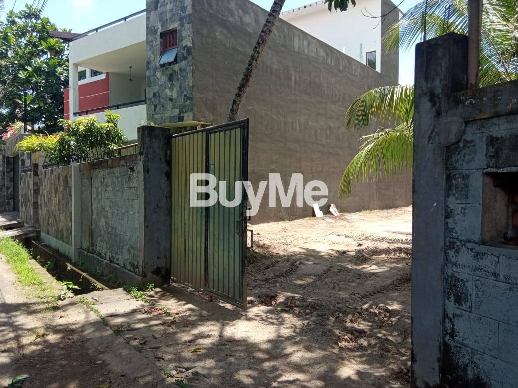 LAND FOR SALE IN MOUNT LAVINIA - SIRIMAL UYANA