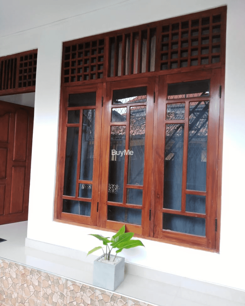 2 STORY HOUSE FOR SALE IN COLOMBO 10