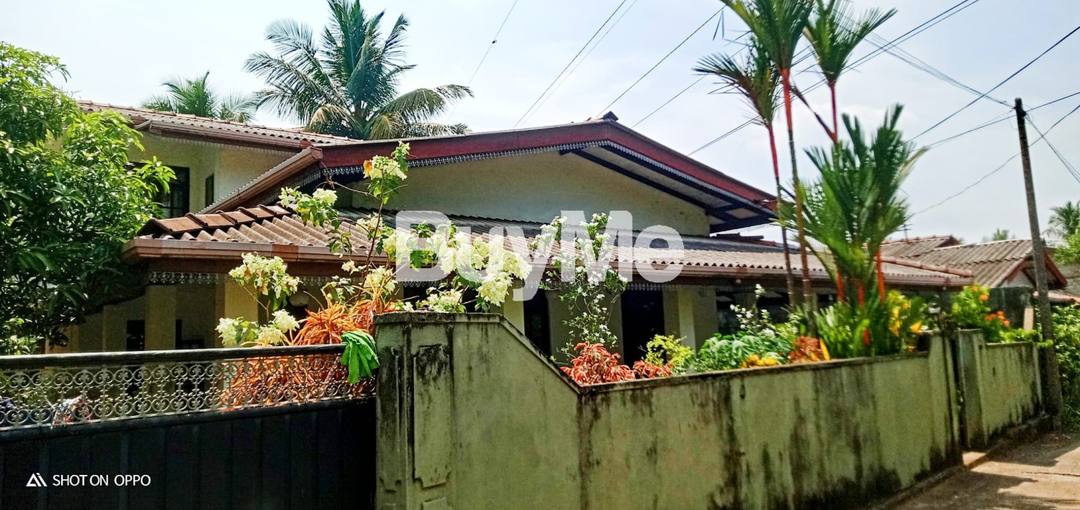 මාලබේ කඩුවෙල කොතලාවල පිහිටා ඇති පර්චස් 14 අගනා දෙමහල් නිවස ඉතා ඉක්මනින් විකිණීමට ඇත