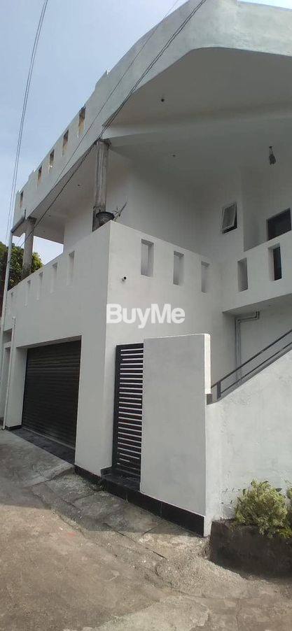 TWO STORY HOUSE FOR SALE IN BATTARAMULLA