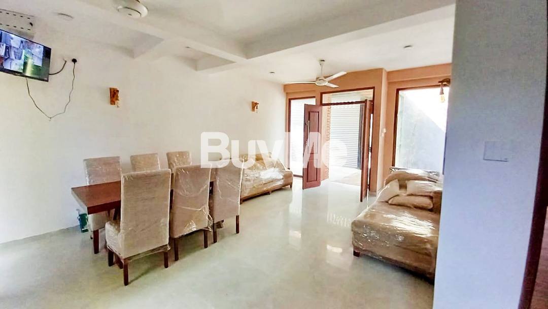 MODERN DESIGNED LUXURY THREE STORY HOUSE FOR SALE IN PITA KOTTE