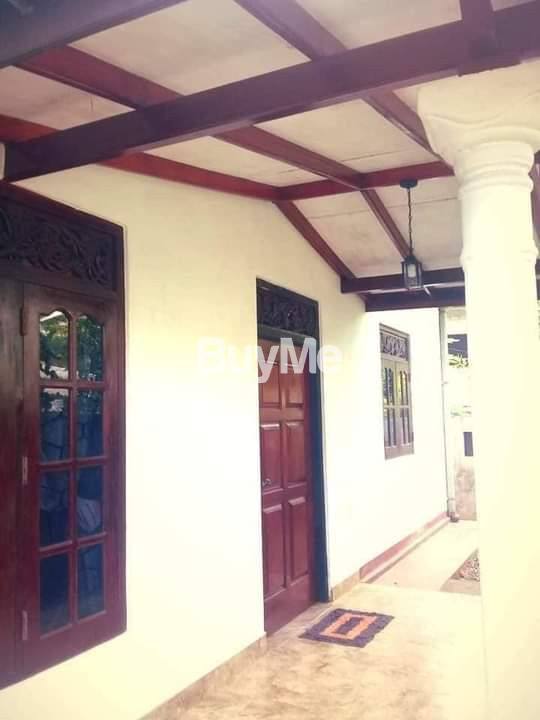 HOUSE FOR SALE IN KADUWELA BOMIRIYA